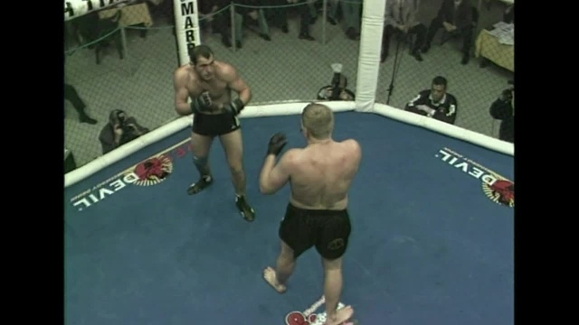 Мартин Малхасян vs Олег Цыгольник, M-1 MFC - World Championship 2000