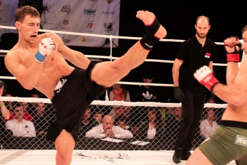 Artem Damkovsky vs Maxim Divnich, M-1 Challenge 70