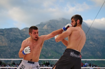 Mukhammed Aushev vs Ivica Truscek, M-1 Challenge 33